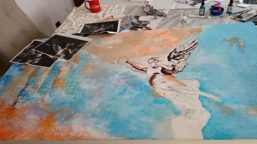 Primero las alas, con las referencias sobre la mesa